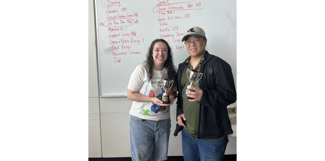 Andrea Ochoa-Raya and Dan Lu, UIC